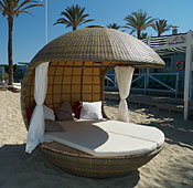 Cama Chic Out Beach