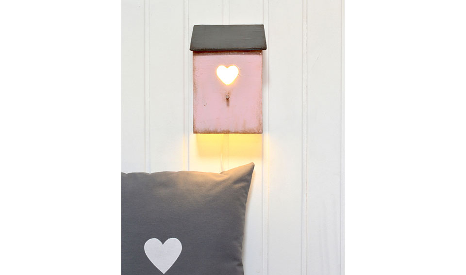 Lampara casita corazon color rosa Lampara casita corazon color rosa