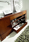 Comoda_Zeta_Puerta_Cristal