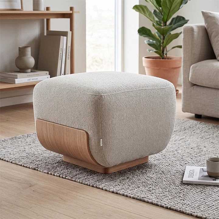 Pouf tapizado blanco roto Sasi