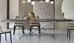 Mesa de comedor crystalart Gordon Cattelan