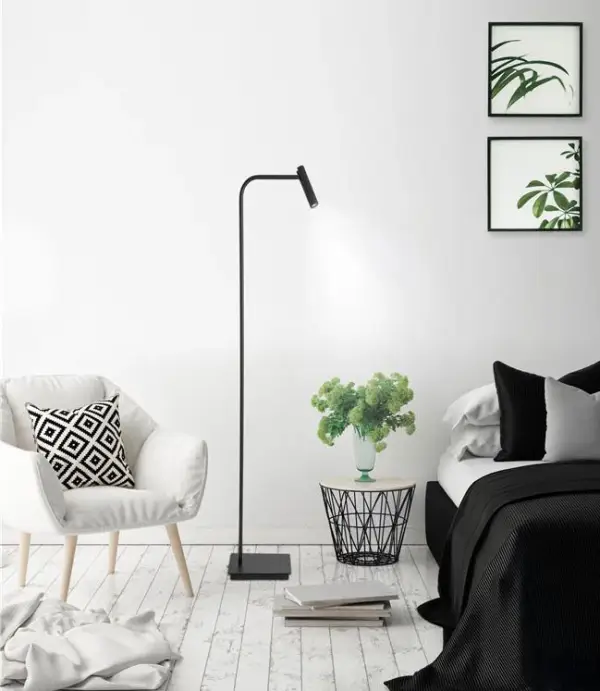 Lámpara de pie negra ajustable Sicily