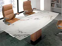 Mesa de comedor extensible porcelánico y nogal Eira