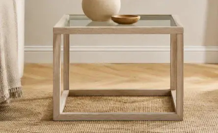 Mesa auxiliar cristal y roble nórdica Osaka