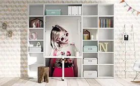 Cama abatible vertical con mesa plegable en la cama Praga