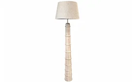 Lámpara de pie natural Travis con la tulipa beige de 158 cms. Lámpara de pie natural Travis con la tulipa beige de 158 cms.