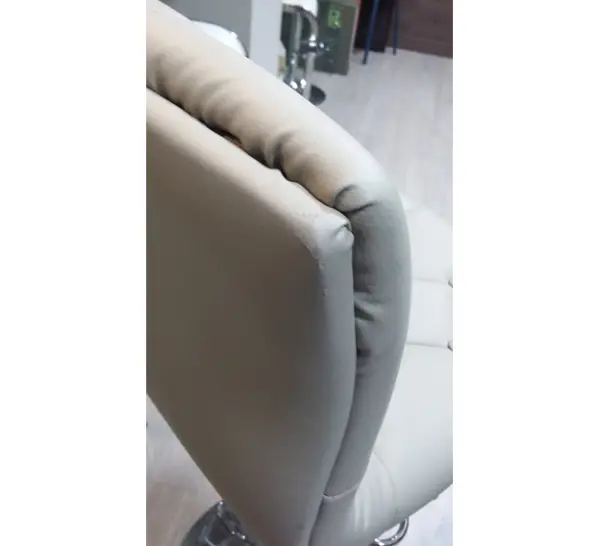 Taburete perla moderno Fornax lig. defectos