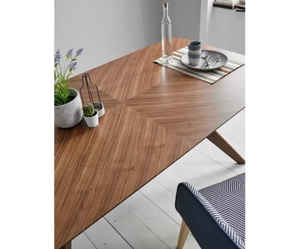 Mesa de comedor nórdica Helga