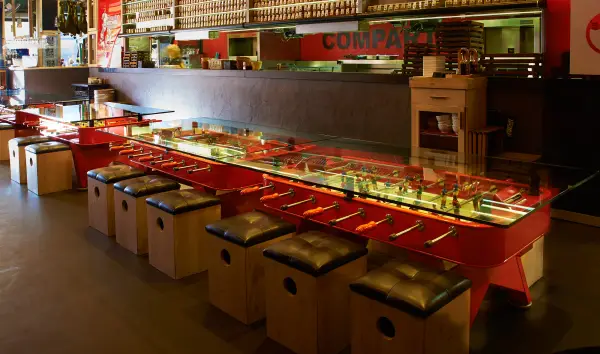 Mesa de comedor rectangular futbolín