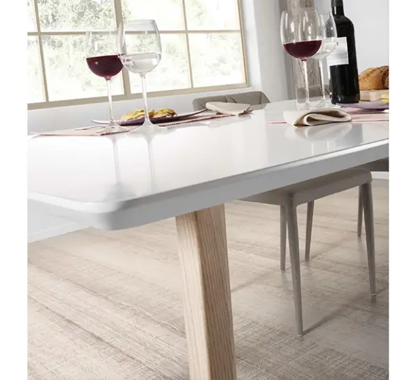Mesa de comedor extensible nórdica Quatre