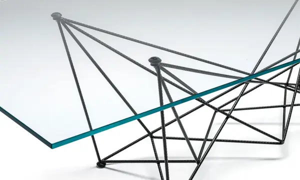 Mesa de comedor cristal Gordon Cattelan