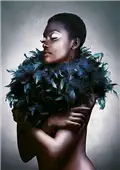 Cuadro canvas woman with feathered scarf