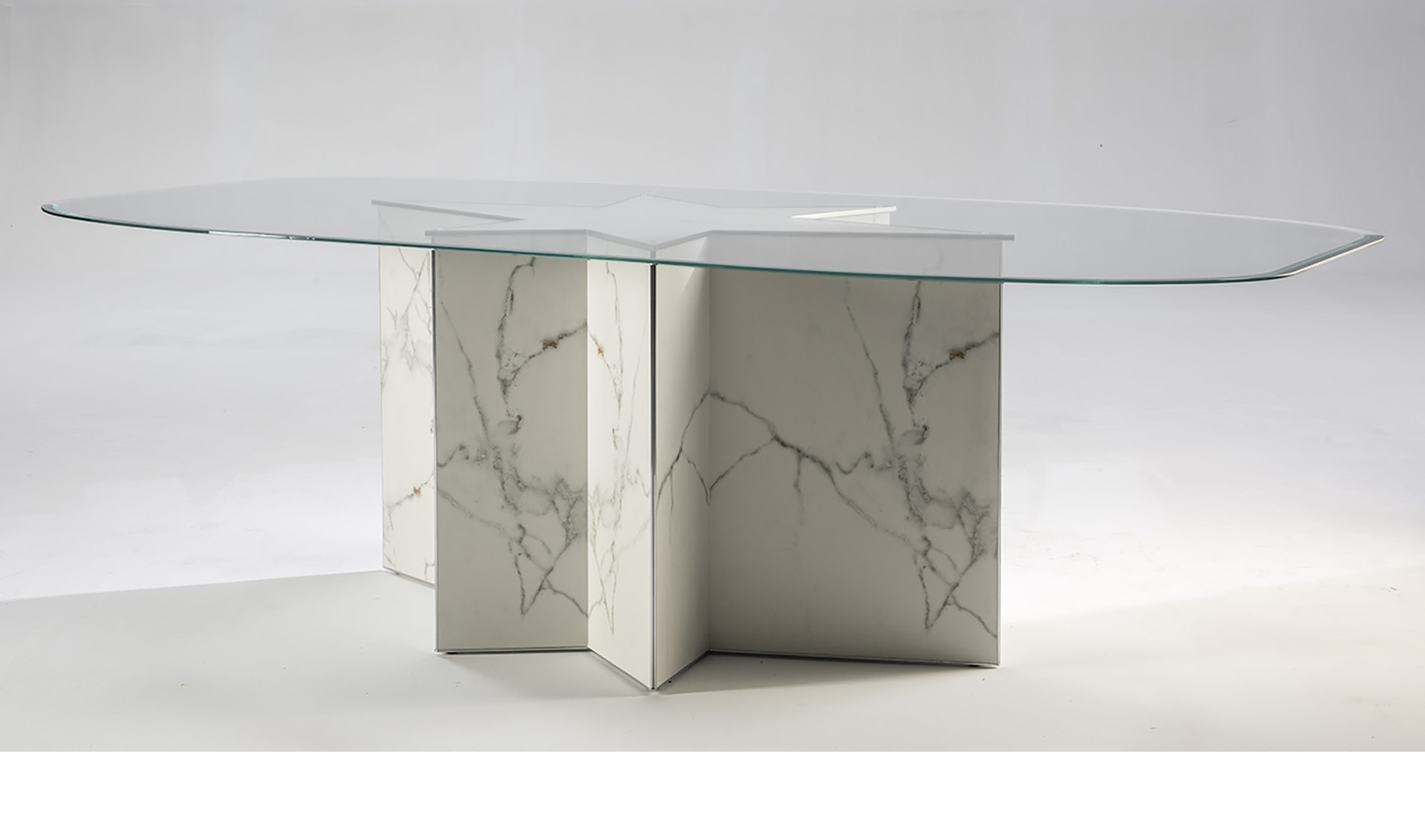 Mesa de comedor Star. Tributo a Gio Ponti