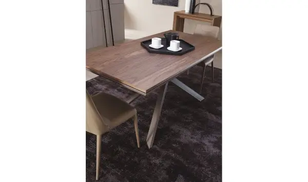 Mesa de comedor nogal canaletto 4x4 Ozzio