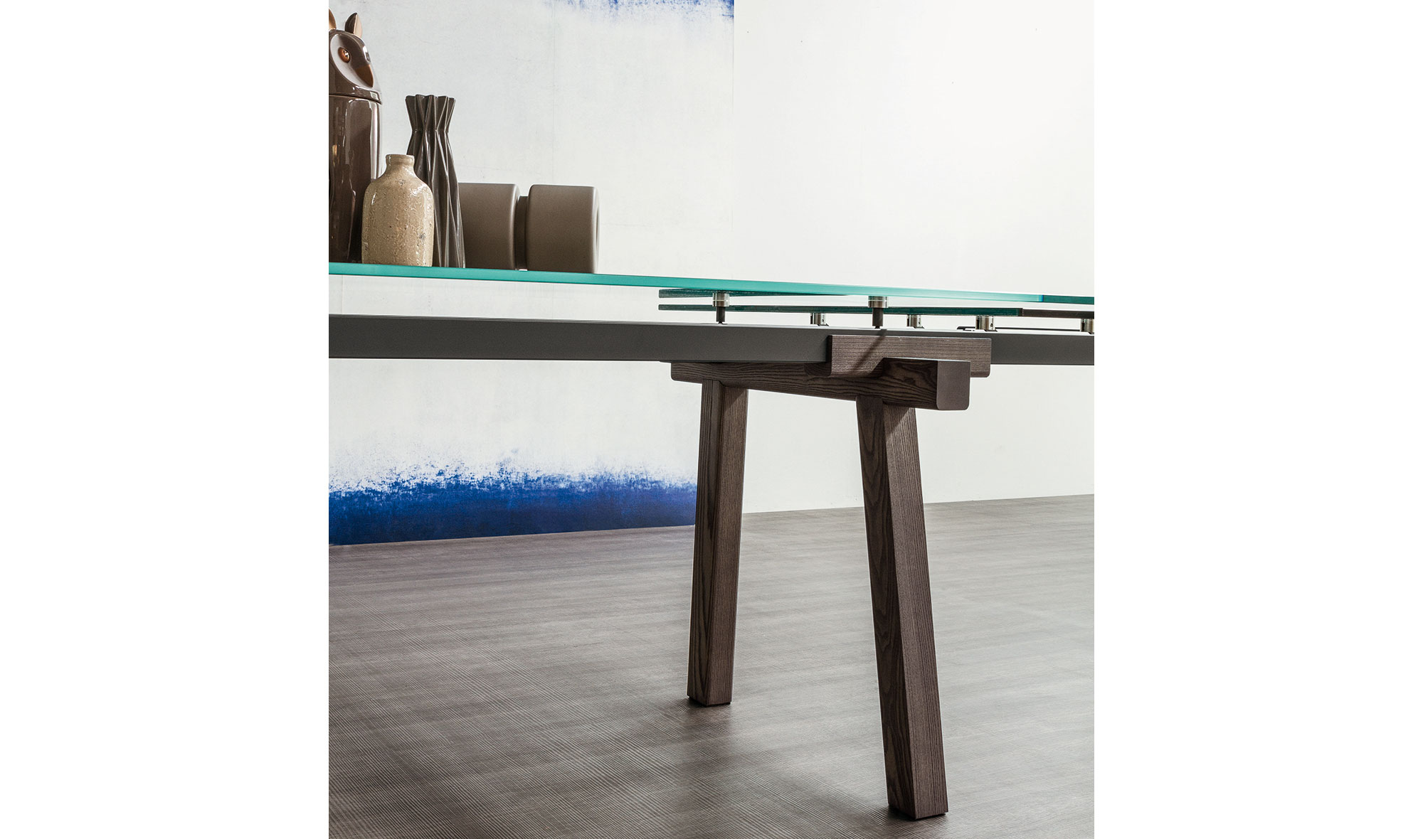 Mesa de comedor gris antracita Tracks Bonaldo