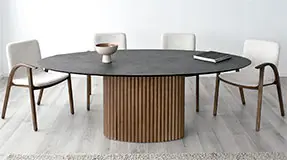 Mesa de comedor ovalada porcelánico Aure