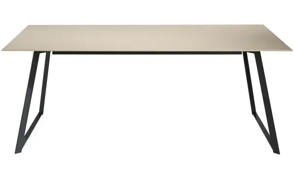 Mesa de comedor de diseño Victoria