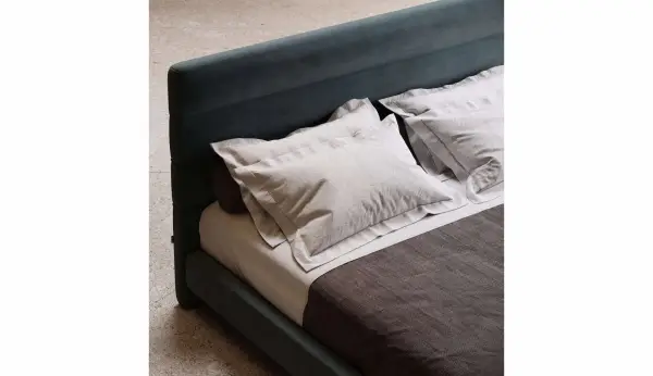 Cama tapizada de diseño Yumi