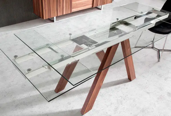 Mesa de comedor extensible nogal Kosau
