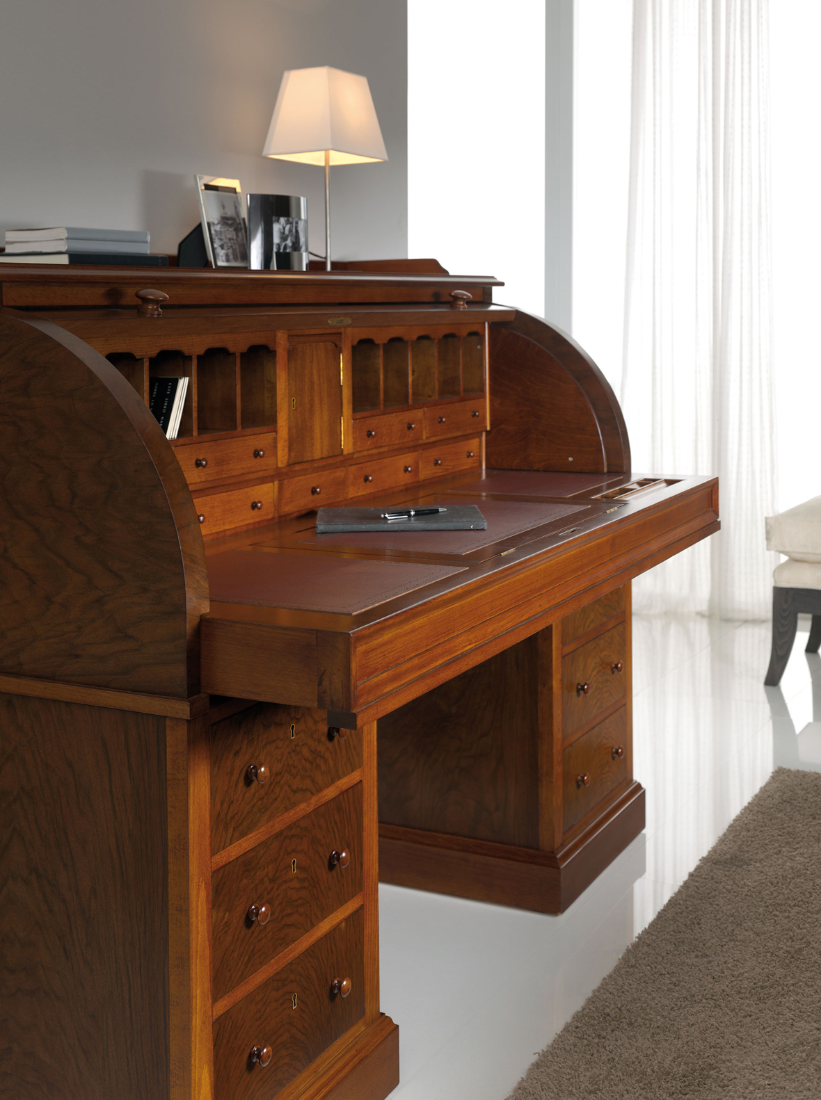 Bureau clasico de alta calidad Lenana