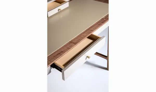 Escritorio moderno bastoni