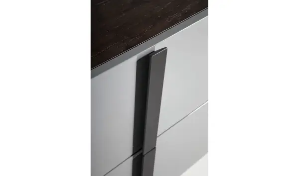 Mesa de noche lacada y acero moderna Chiara