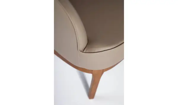 Butaca diseño italiano nogal y piel Trieste
