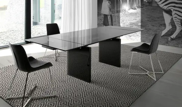 Silla moderna tapizada y acero Fossalto