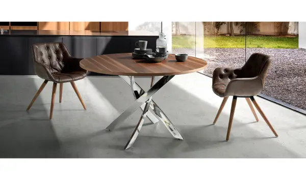 Sillón moderno tapizado y nogal Riardo