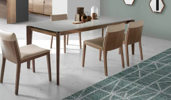 Silla moderna tapizada y nogal Bocalino
