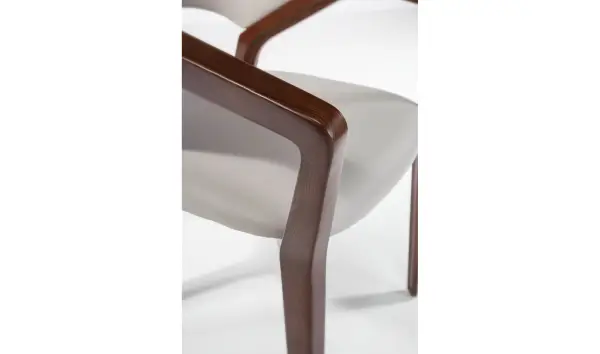 Sillón moderno tapizado y nogal Scilla