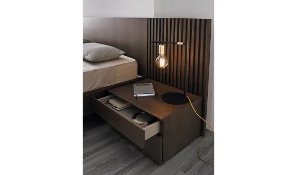 Mesa de noche Moderna Mies Nogal Americano 60