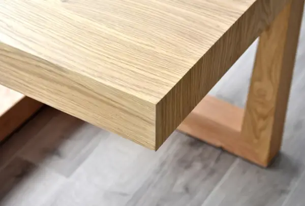 Mesa de comedor cuadrada nórdica Valnot