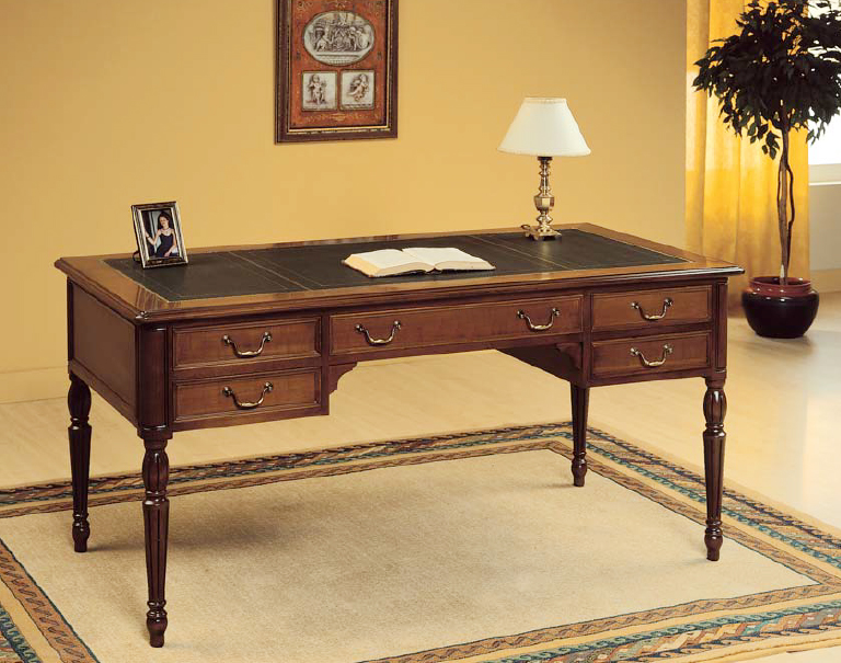 Mesa de escritorio clásica Banderas