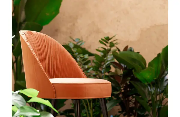 Silla tapizada de diseño Camille