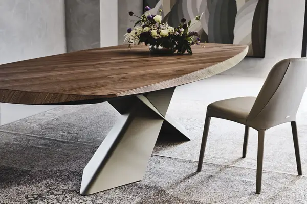 Mesa de comedor madera Tyron Cattelan