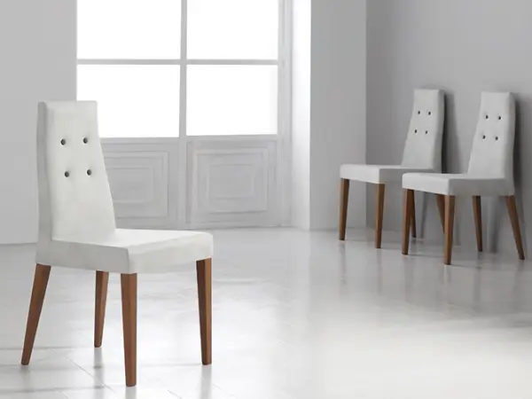 Silla tapizada Auri con cajones