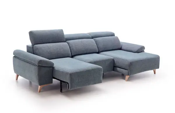 Sofá con chaise longue patas de madera relax Noopi