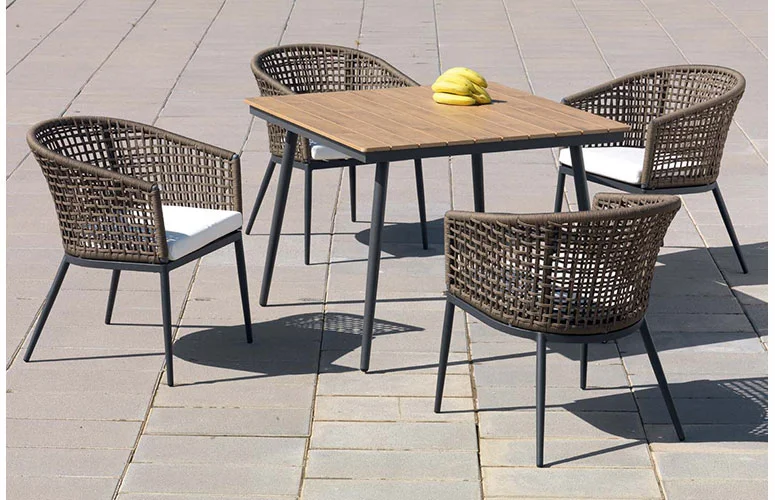 Mesa de comedor de jardín Maro de metal