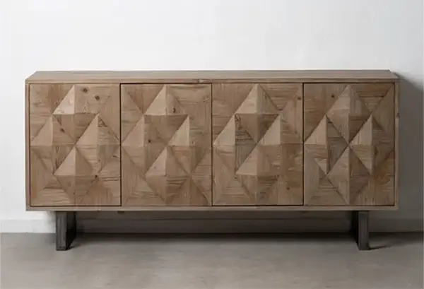 Aparador de madera de abeto natural con estampado de rombos