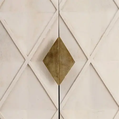 aparador blanco rozado con dorado