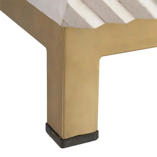 aparador estampado geometrico en blanco y dorado