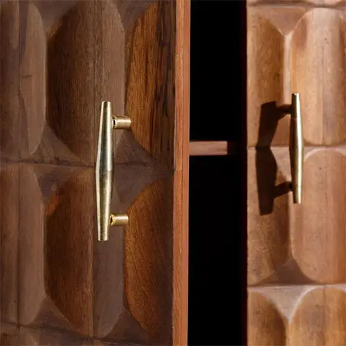 aparador vintage de madera y hierro