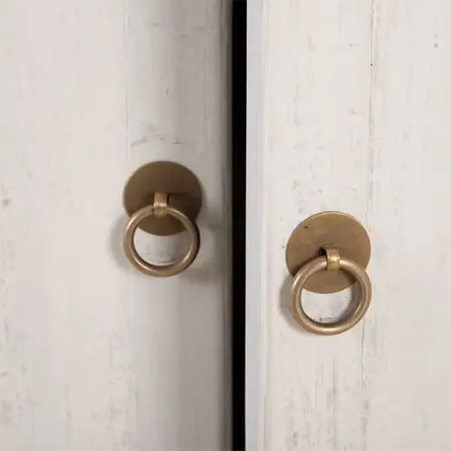 aparador de madera de olmo en blanco rozado
