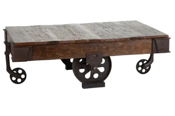 Mesa de centro vintage de madera con forja