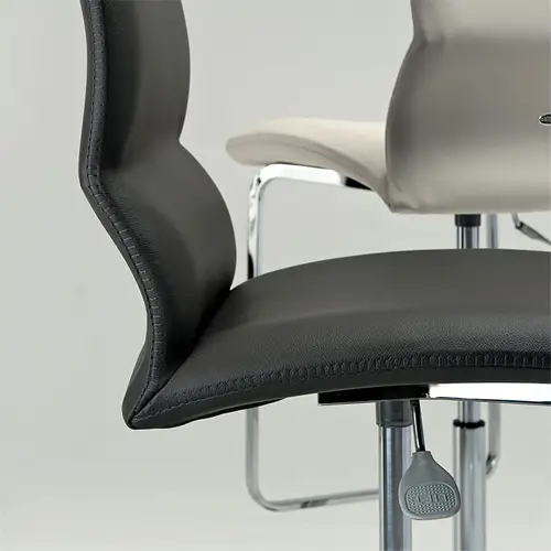 Taburete regulable tapizado Victor X Cattelan Italia