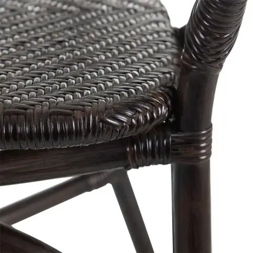 Silla ratán marrón oscuro