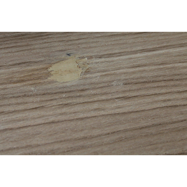 Mesa de comedor redonda roble 120 cros. Lig.defectos