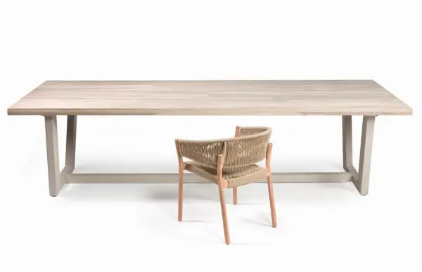 Mesa de comedor rectangular madera teca y metal