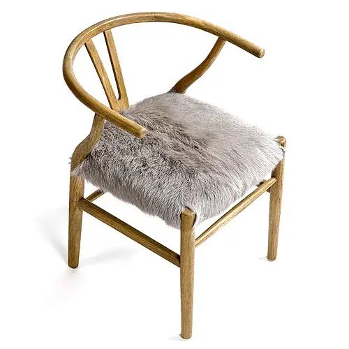 Silla de roble natural y piel